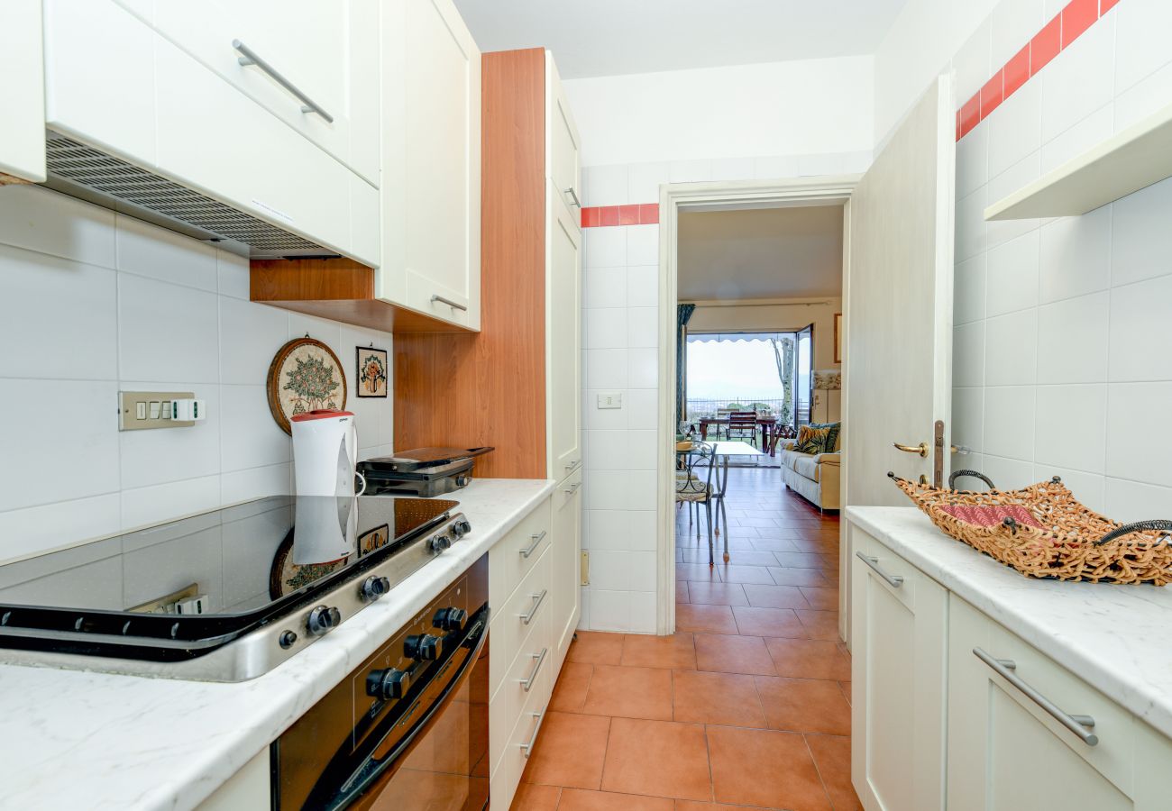 Appartamento a Polpenazze del Garda - Casa Esmeralda sul Garda By Bookinggardalake Appartamento a Polpenazze del Garda - Casa Esmeralda sul Garda By Bookinggardalake