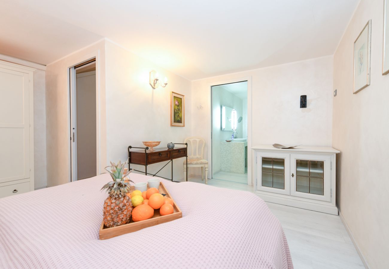 Appartamento a Polpenazze del Garda - Casa Esmeralda sul Garda By Bookinggardalake Appartamento a Polpenazze del Garda - Casa Esmeralda sul Garda By Bookinggardalake