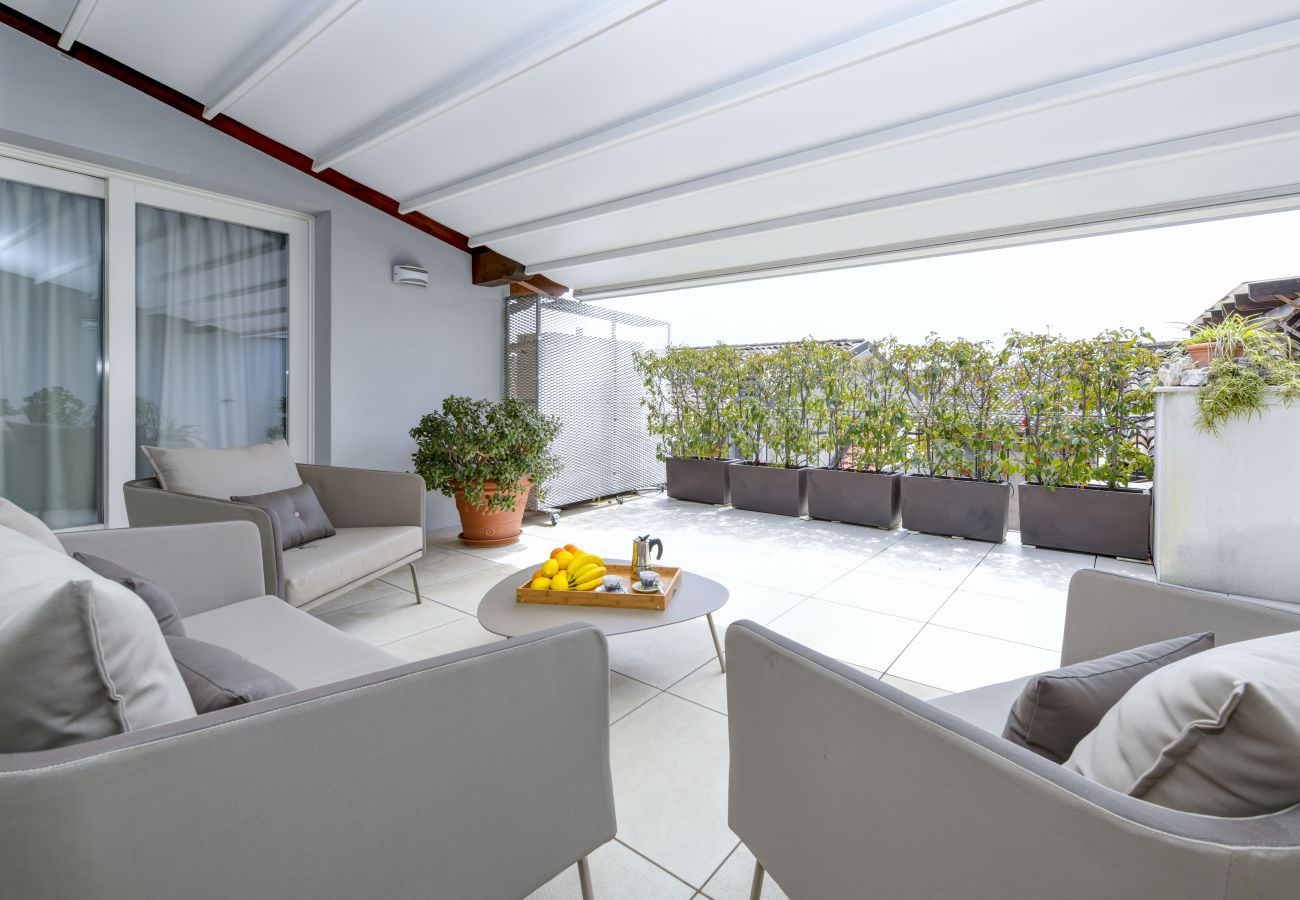 Appartamento a Salò - Fantoni Loft in centro a Salò By Bookinggardalake