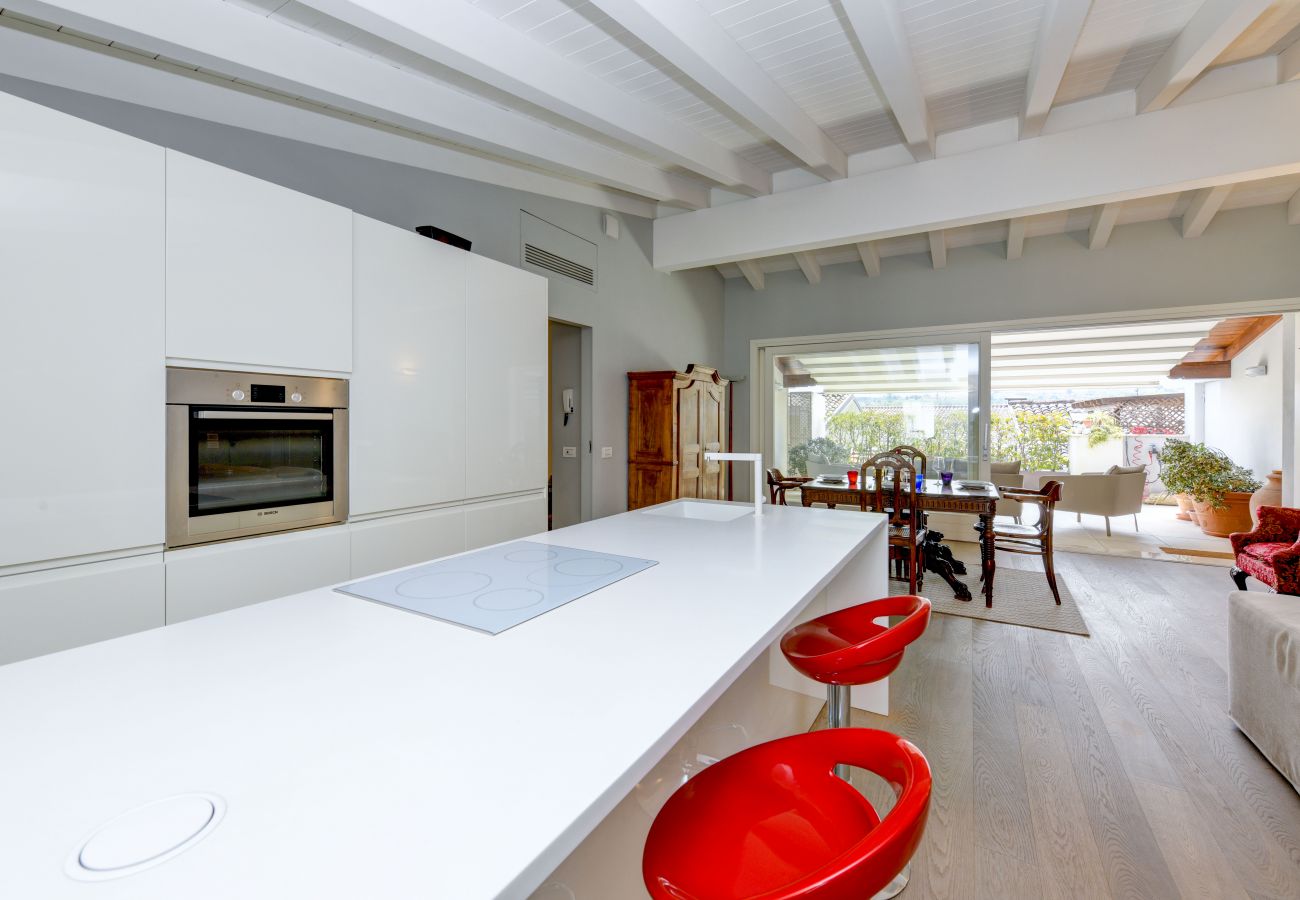 Appartamento a Salò - Fantoni Luxury Loft in Salò By Bookinggardalake
