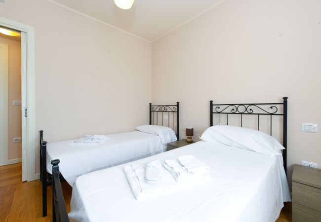 Villa a Manerba del Garda - Villa Iris a Manerba del Garda By Bookinggardalake Villa a Manerba del Garda - Villa Iris a Manerba del Garda By Bookinggardalake