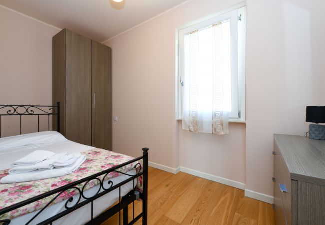 Villa a Manerba del Garda - Villa Iris a Manerba del Garda By Bookinggardalake Villa a Manerba del Garda - Villa Iris a Manerba del Garda By Bookinggardalake