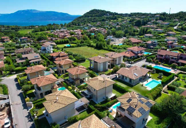 Villa a Manerba del Garda - Villa Iris a Manerba del Garda By Bookinggardalake Villa a Manerba del Garda - Villa Iris a Manerba del Garda By Bookinggardalake