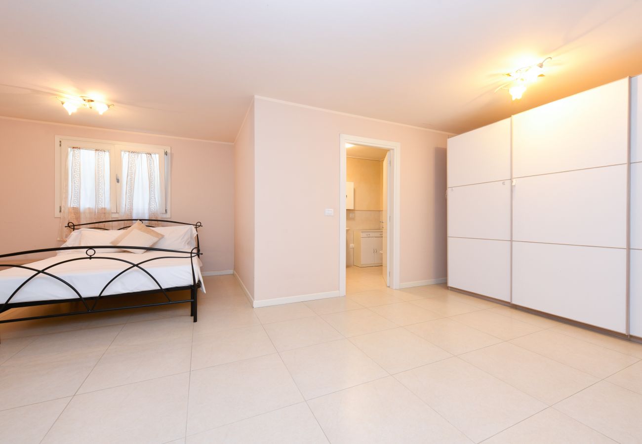 Villa a Manerba del Garda - Villa Iris a Manerba del Garda By Bookinggardalake Villa a Manerba del Garda - Villa Iris a Manerba del Garda By Bookinggardalake