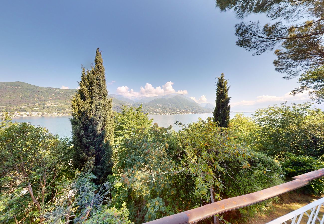 Villa a San Felice del Benaco - Villa Elvira wonderful view  By Bookinggardalake