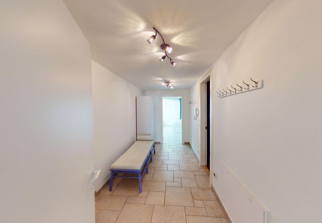 Villa a Manerba del Garda - Villa Flora fronte spiaggia By Bookinggardalake Villa a Manerba del Garda - Villa Flora fronte spiaggia By Bookinggardalake