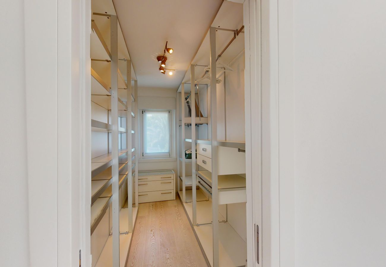 Villa a Manerba del Garda - Villa Flora fronte spiaggia By Bookinggardalake Villa a Manerba del Garda - Villa Flora fronte spiaggia By Bookinggardalake