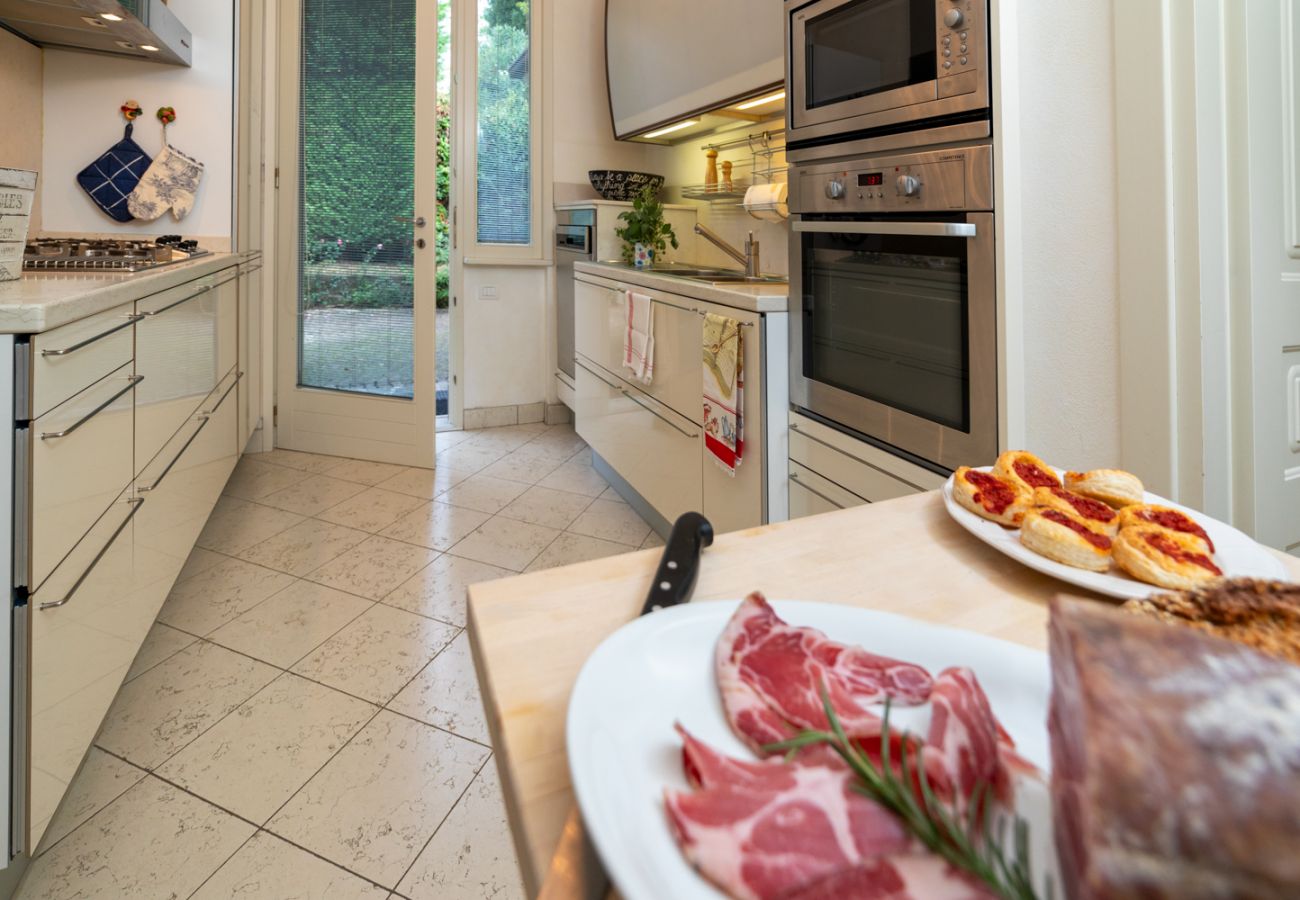 Villa a Bardolino - VILLA INFINITY