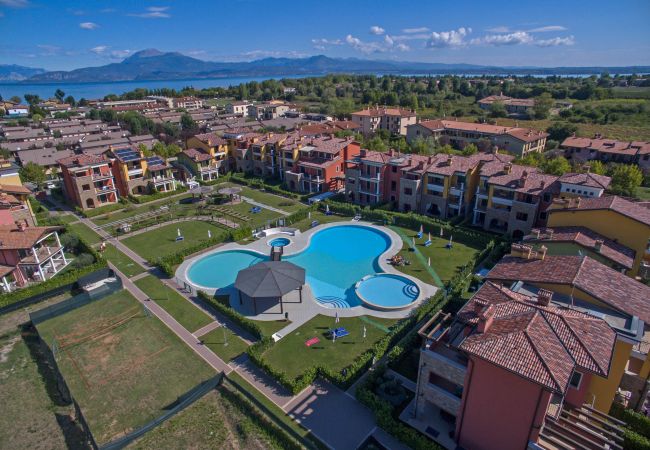 Appartamento a Sirmione - Apt Le Vele Sirmione By Bookinggardalake