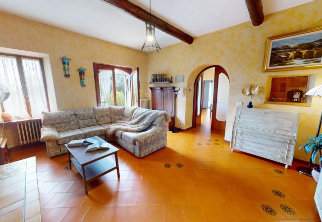 Appartamento a Salò - Casale Massina PERLA a Salò By Bookinggardalake Appartamento a Salò - Casale Massina PERLA a Salò By Bookinggardalake