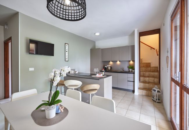 Appartamento a Lazise - LISA MARIE APARTMENT