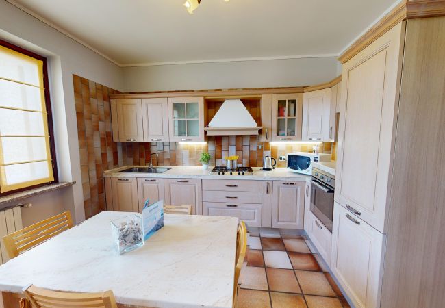 Villa a Puegnago sul Garda - Villa Fiorita a Puegnago By Bookinggardalake Villa a Puegnago sul Garda - Villa Fiorita a Puegnago By Bookinggardalake