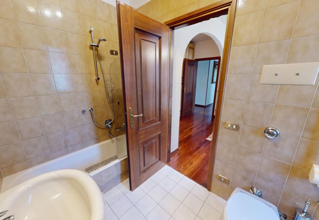 Villa a Puegnago sul Garda - Villa Fiorita a Puegnago By Bookinggardalake Villa a Puegnago sul Garda - Villa Fiorita a Puegnago By Bookinggardalake