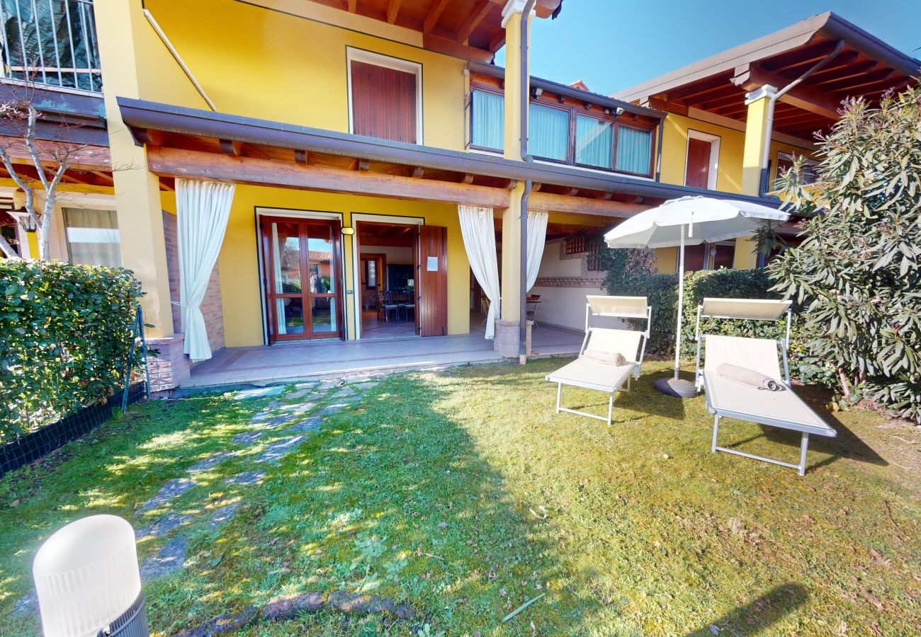 Appartamento a Padenghe sul Garda - Relax for family pool, wi-fi, garden Garda Pleasur
