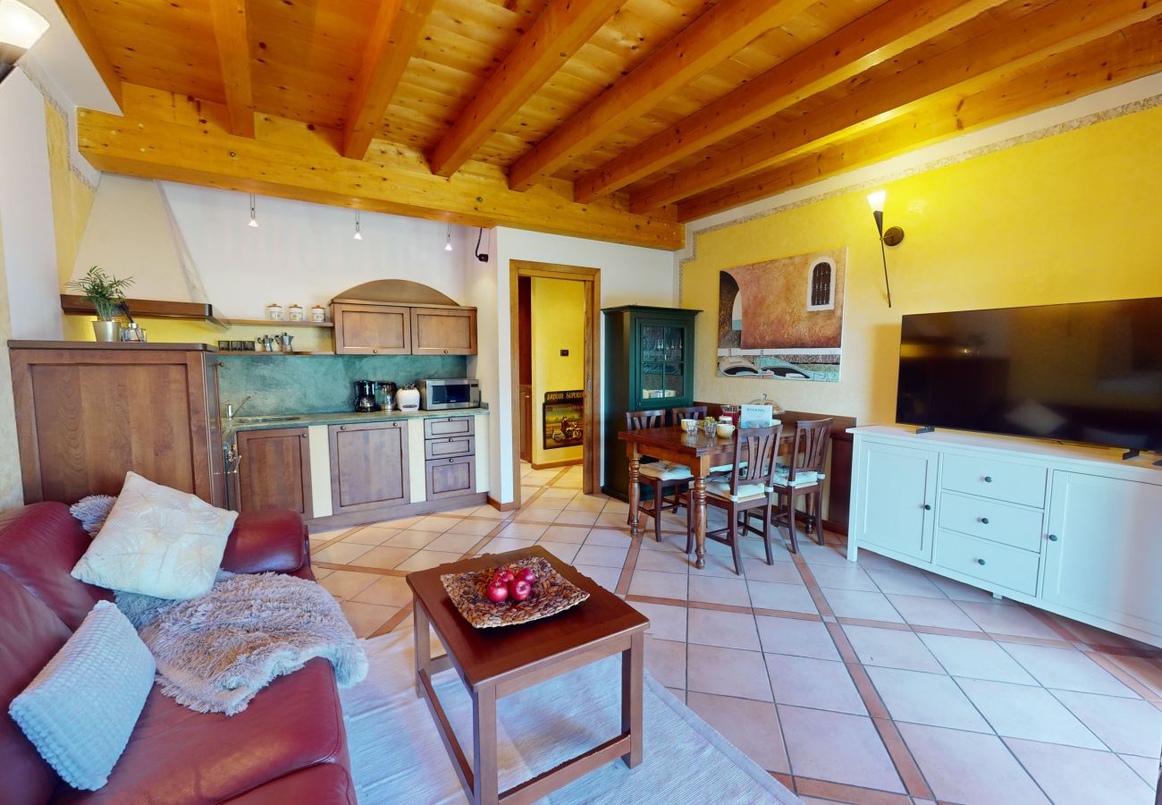 Appartamento a Padenghe sul Garda - Relax for family pool, wi-fi, garden Garda Pleasur