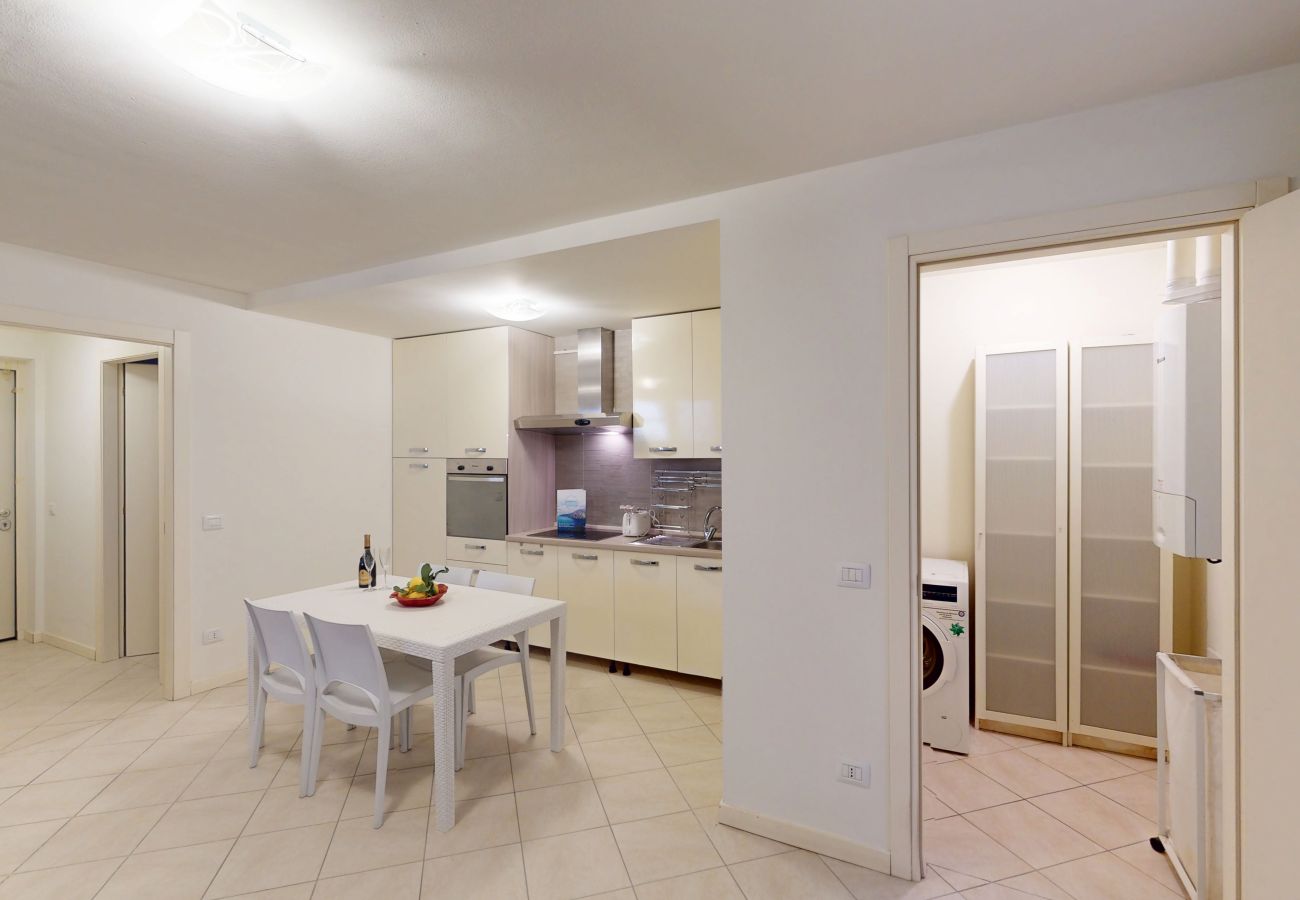 Villa a Manerba del Garda - Villa Dolcevita piscina privata by Bookinggardal