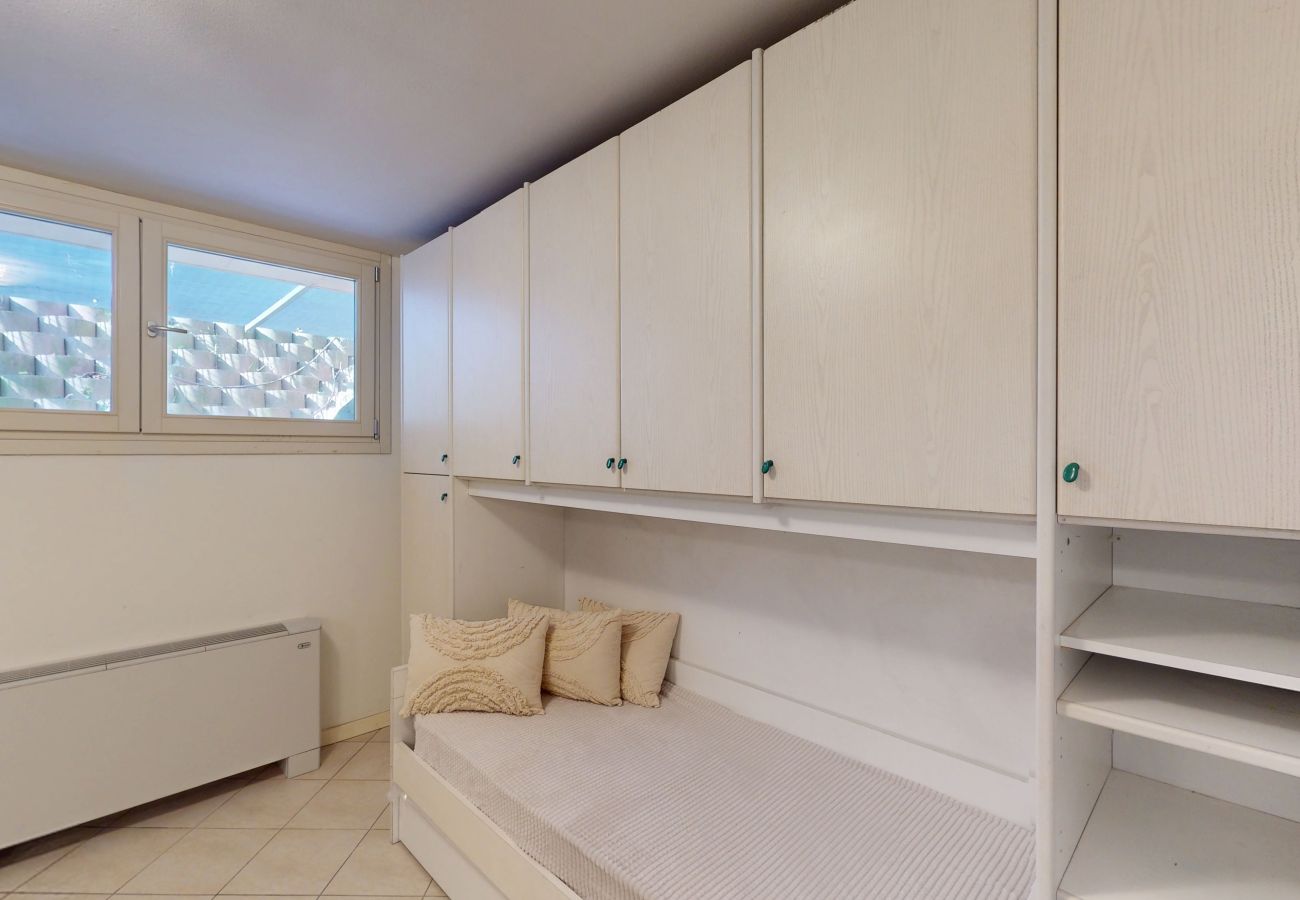 Villa a Manerba del Garda - Villa Dolcevita piscina privata by Bookinggardal