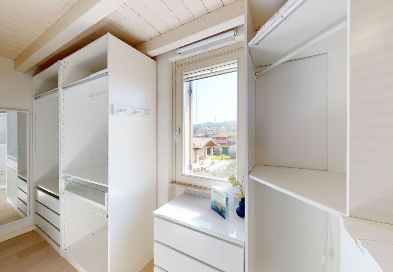 Villa a Manerba del Garda - Villa Dolcevita piscina privata by Bookinggardal