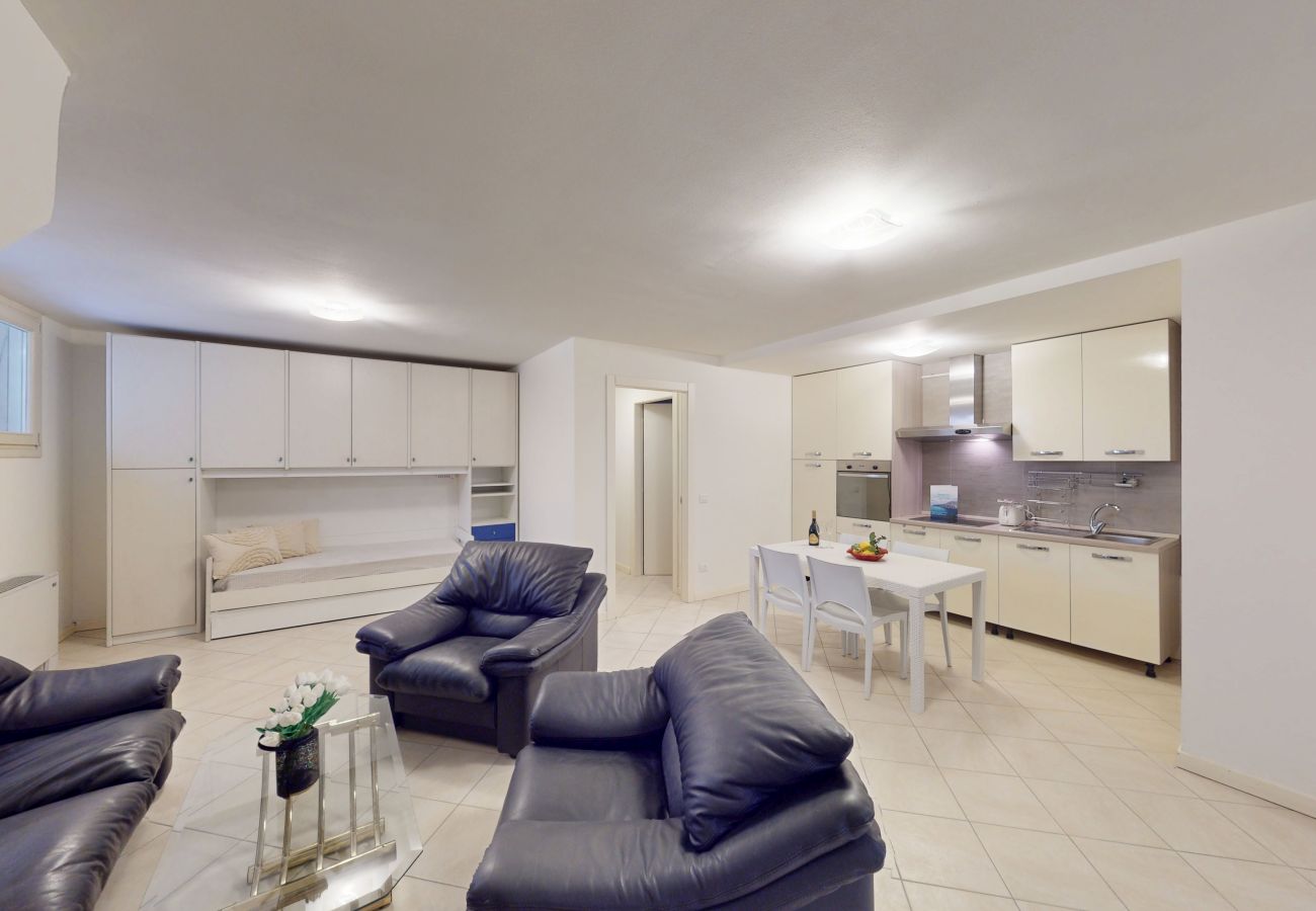 Villa a Manerba del Garda - Villa Dolcevita piscina privata by Bookinggardal