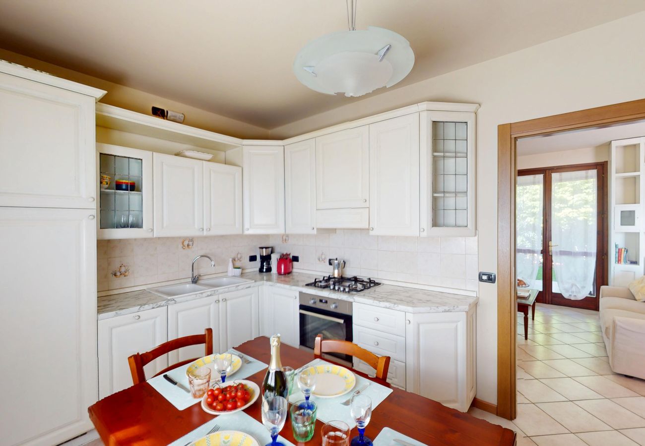 Villa a Manerba del Garda - Villa Arcoiris by Bookinggardalake