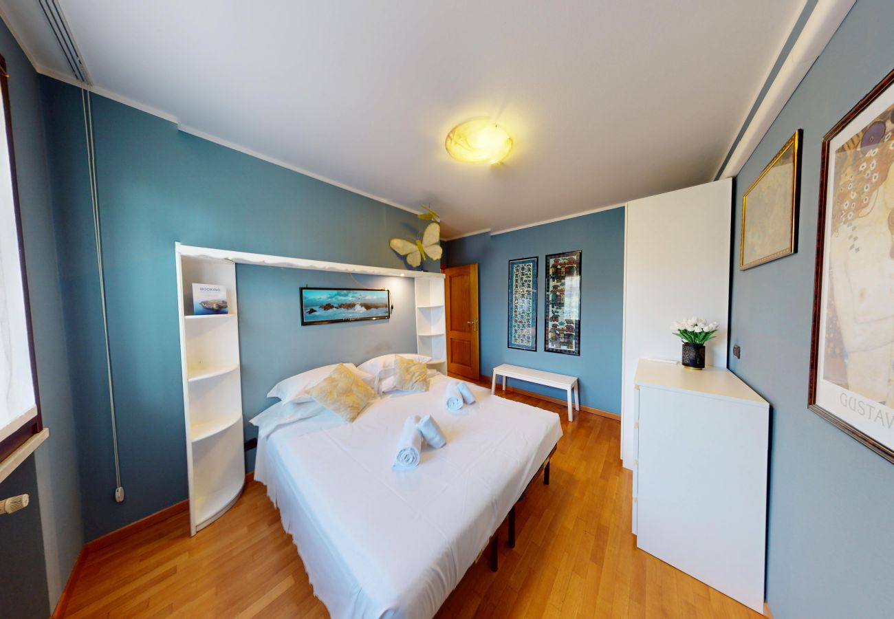 Villa a Manerba del Garda - Villa Arcoiris by Bookinggardalake