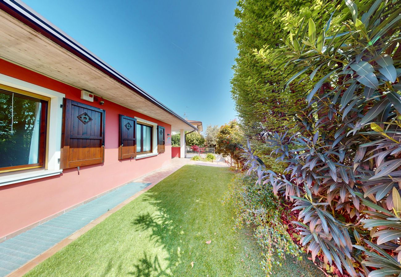 Villa a Manerba del Garda - Villa Arcoiris by Bookinggardalake