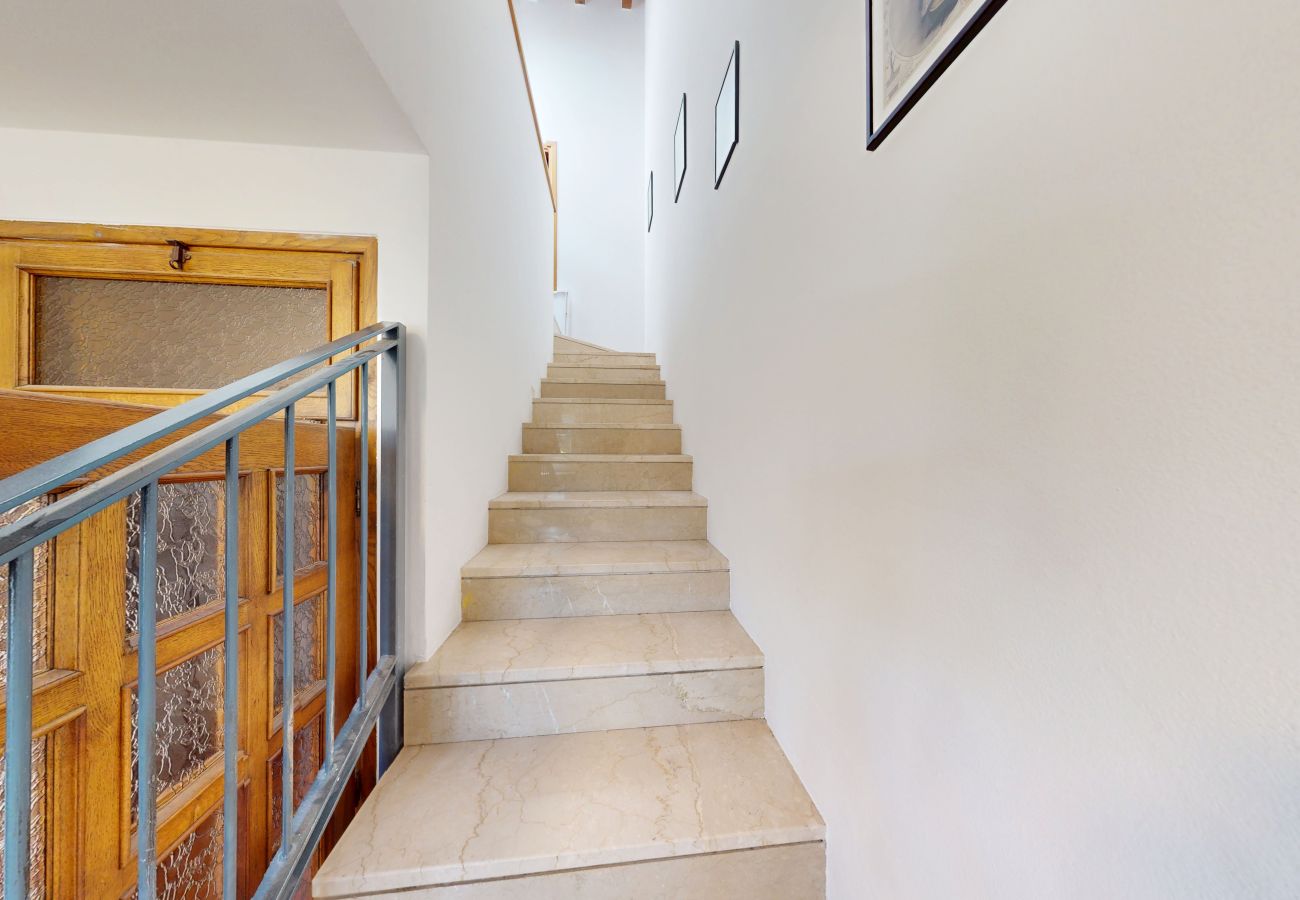 Appartamento a San Felice del Benaco - Garda View romantic apt with pool by Bookinggardal