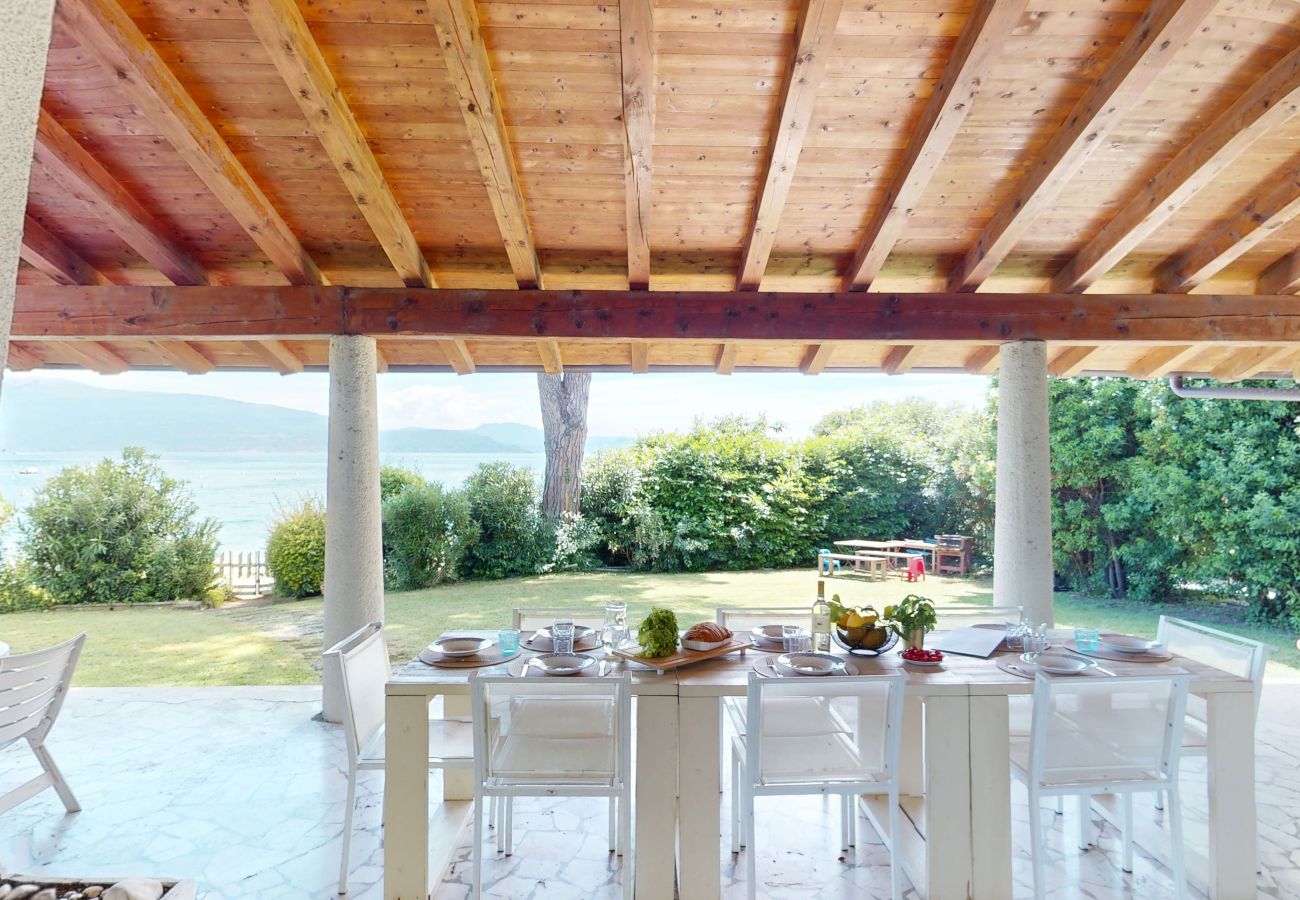 Villa a Manerba del Garda - Villa 7 Bello by Bookinggardalake Villa a Manerba del Garda - Villa 7 Bello by Bookinggardalake