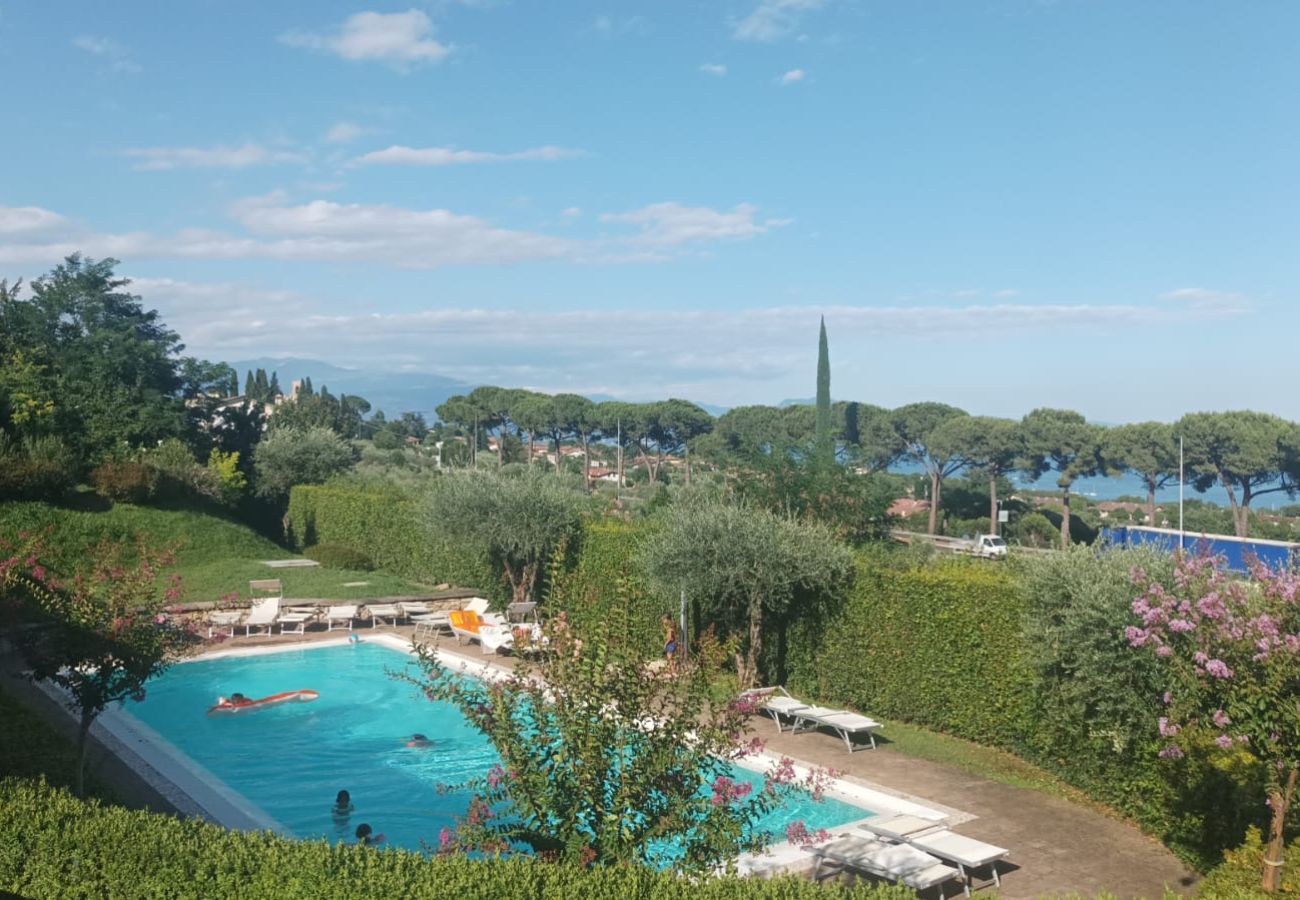 Appartamento a Moniga del Garda - Agape Apartment by Bookinggardalake