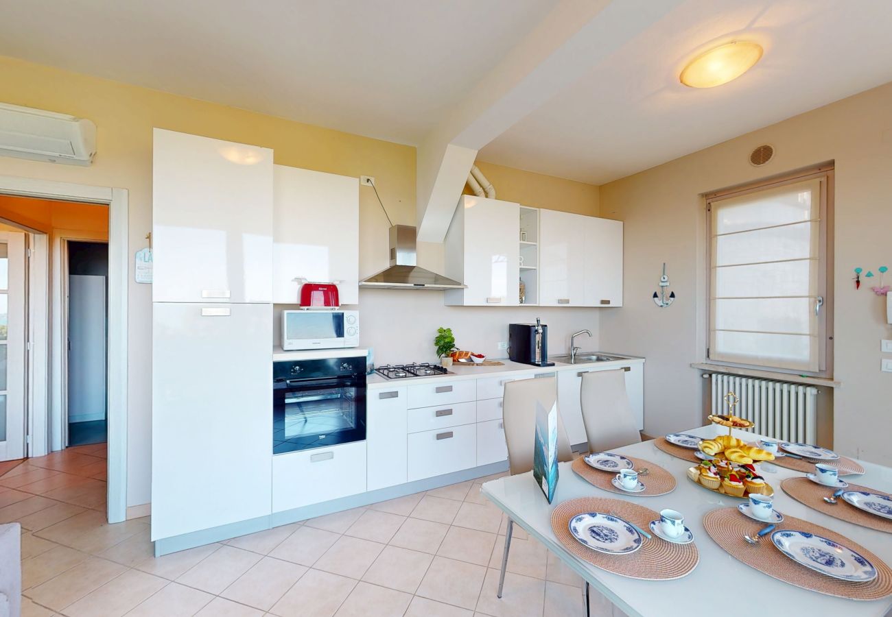 Appartamento a Moniga del Garda - Horizon Apt luxury lake view by Bookinggardalake