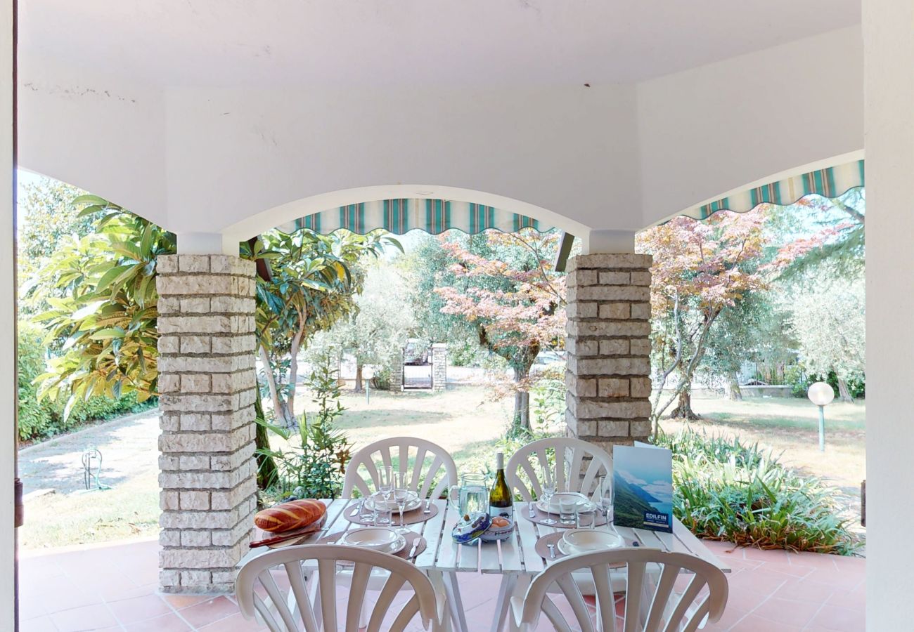 Villa a Sirmione - Villa Valentine Lakeside by Bookinggard