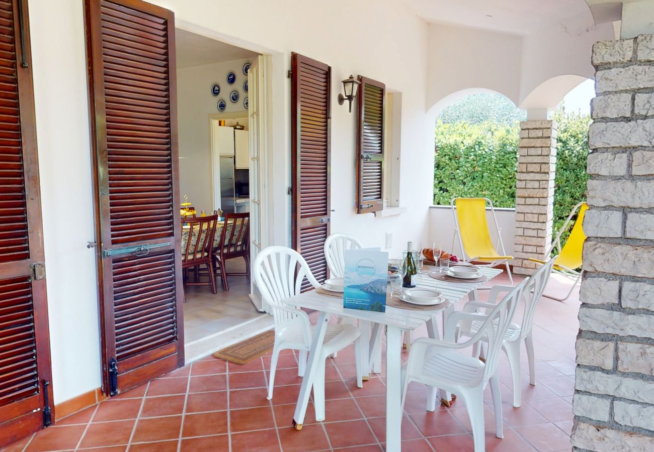 Villa a Sirmione - Villa Valentine Lakeside by Bookinggard