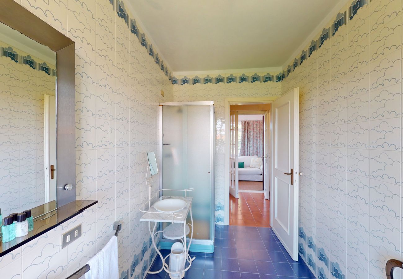 Villa a Sirmione - Villa Valentine Lakeside by Bookinggard