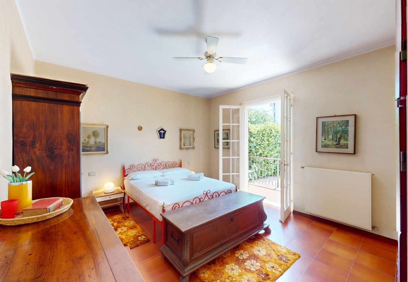 Villa a Sirmione - Villa Valentine Lakeside by Bookinggard