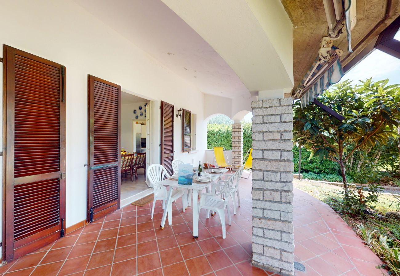 Villa a Sirmione - Villa Valentine Lakeside by Bookinggard