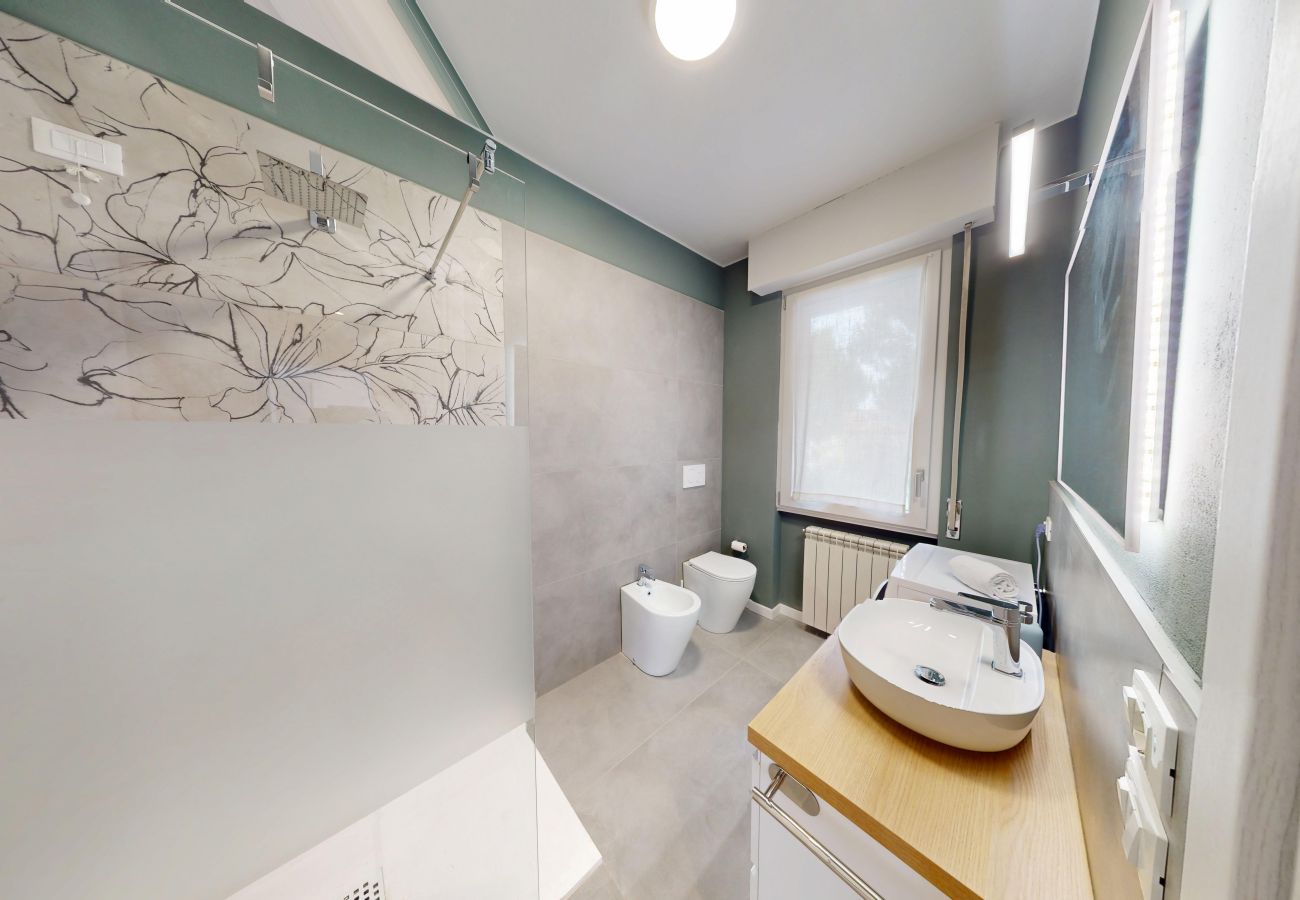 Appartamento a Desenzano del Garda - LA PERLA DEL Garda Desenzano free wi-fi By Booking