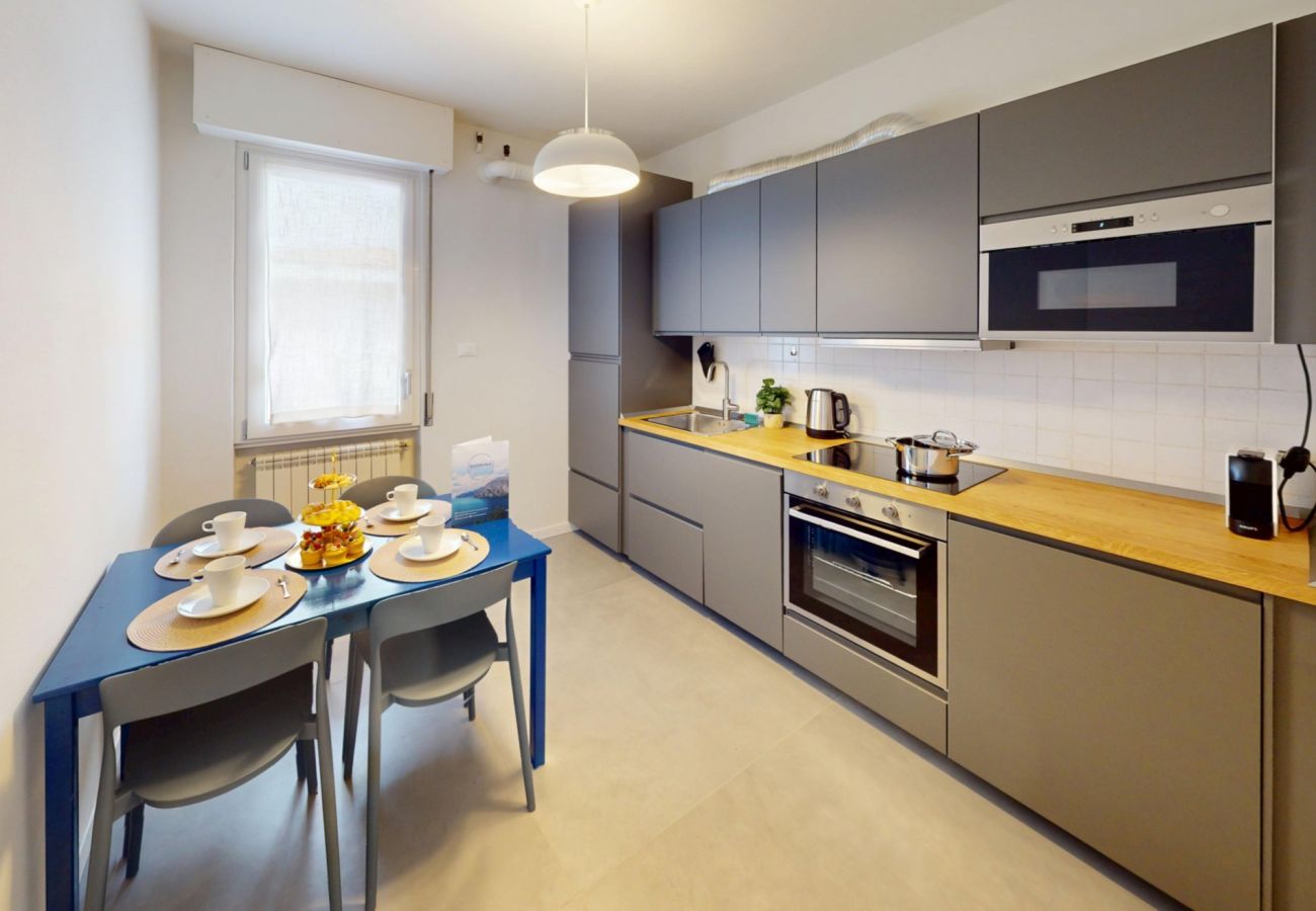 Appartamento a Desenzano del Garda - LA PERLA DEL Garda Desenzano free wi-fi By Booking