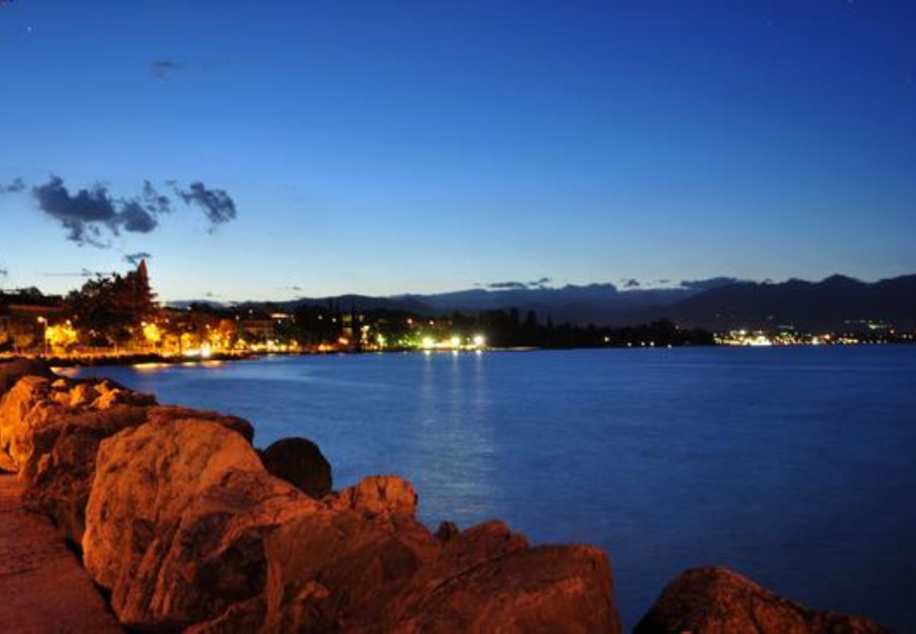 Appartamento a Desenzano del Garda - LA PERLA DEL Garda Desenzano free wi-fi By Booking