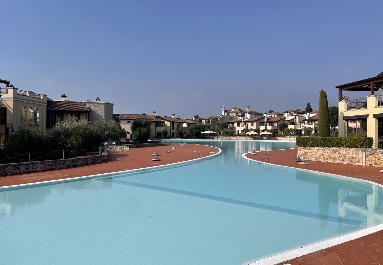 Appartamento a Manerba del Garda - La Rocca Di Manerba relaxing pool  By Bookinggarda