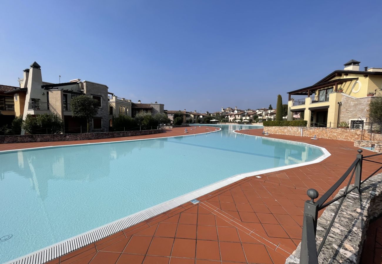 Appartamento a Manerba del Garda - La Rocca Di Manerba relaxing pool  By Bookinggarda