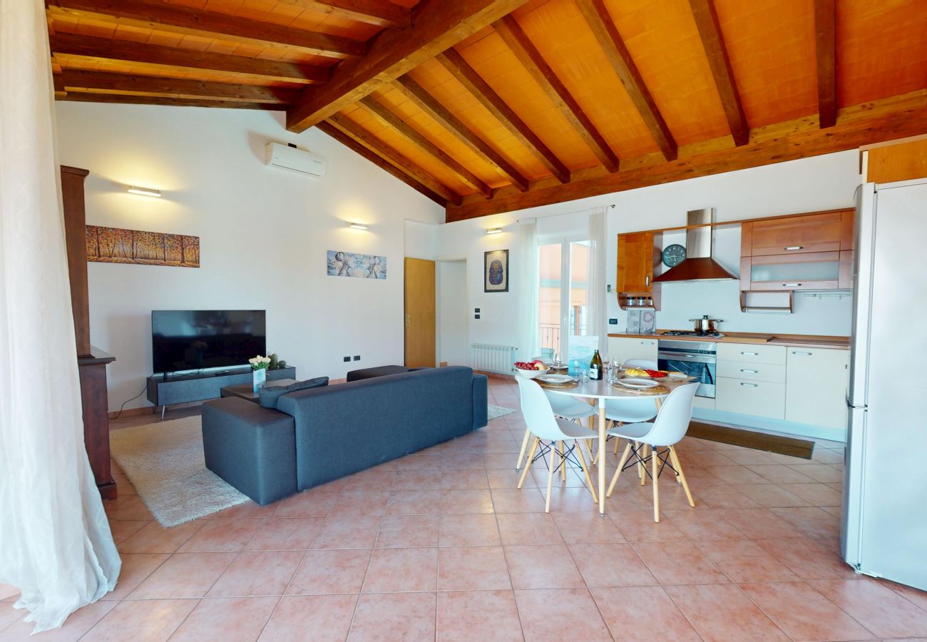 Appartamento a Manerba del Garda - Lido Apartment by Booking Garda Lake