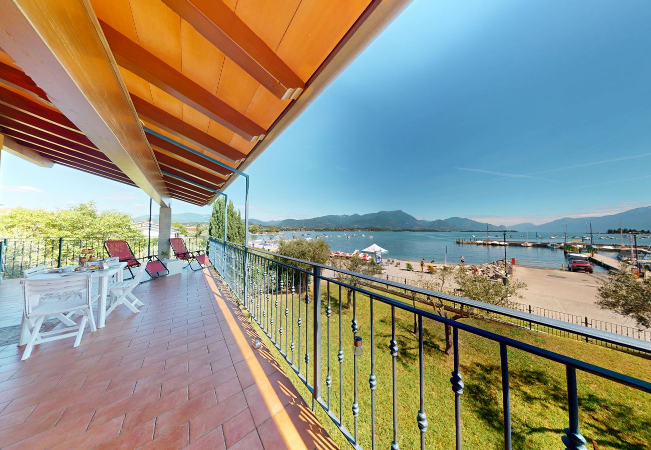 Appartamento a Manerba del Garda - Lido Apartment by Booking Garda Lake