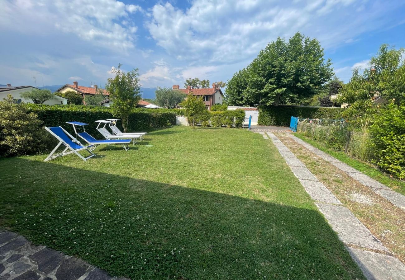 Villa a Manerba del Garda - Villa Dolce Riva Lake Escape by bookinggardalake