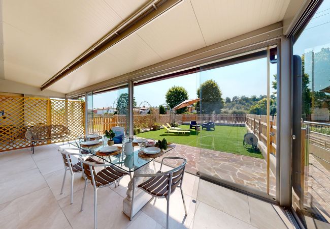 Appartamento a Puegnago sul Garda - Garda Hub Retreat by Booking Garda Lake