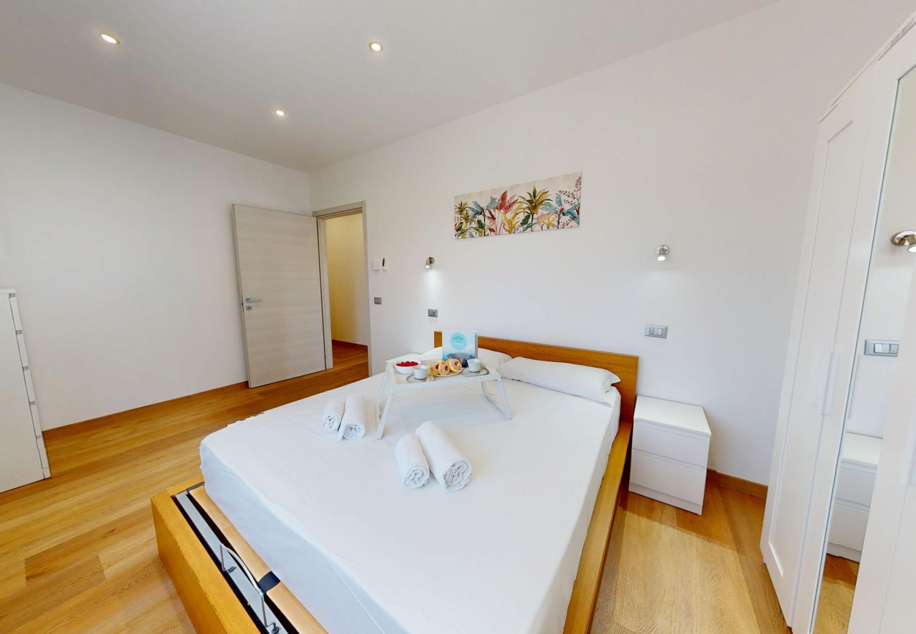 Appartamento a Puegnago sul Garda - Garda Hub Retreat by Booking Garda Lake