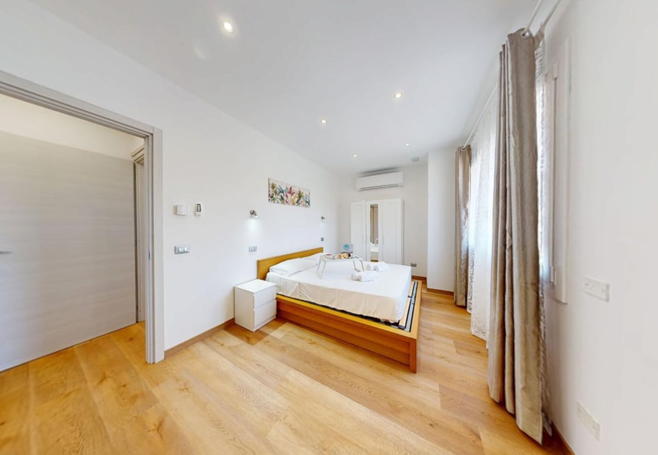 Appartamento a Puegnago sul Garda - Garda Hub Retreat by Booking Garda Lake