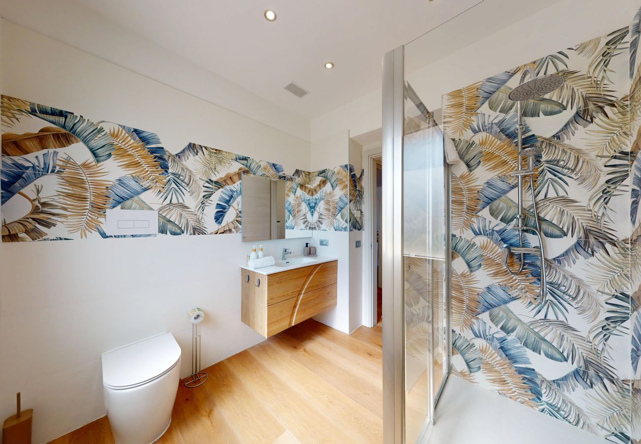Appartamento a Puegnago sul Garda - Garda Hub Suite by Booking Garda Lake