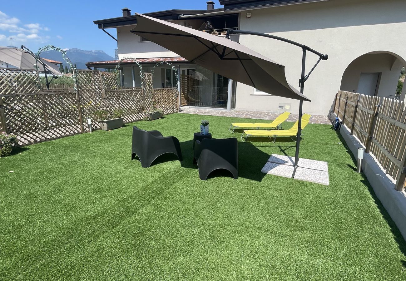 Appartamento a Puegnago sul Garda - Garda Hub Suite by Booking Garda Lake