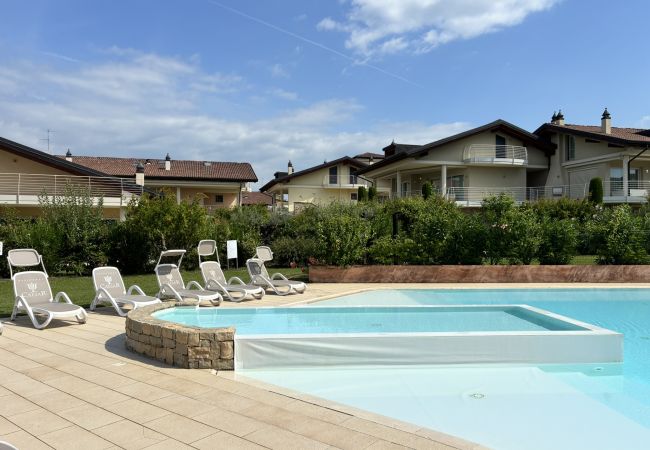 Appartamento a Sirmione - Sirmio Dream View Suite by Bookinggardalake