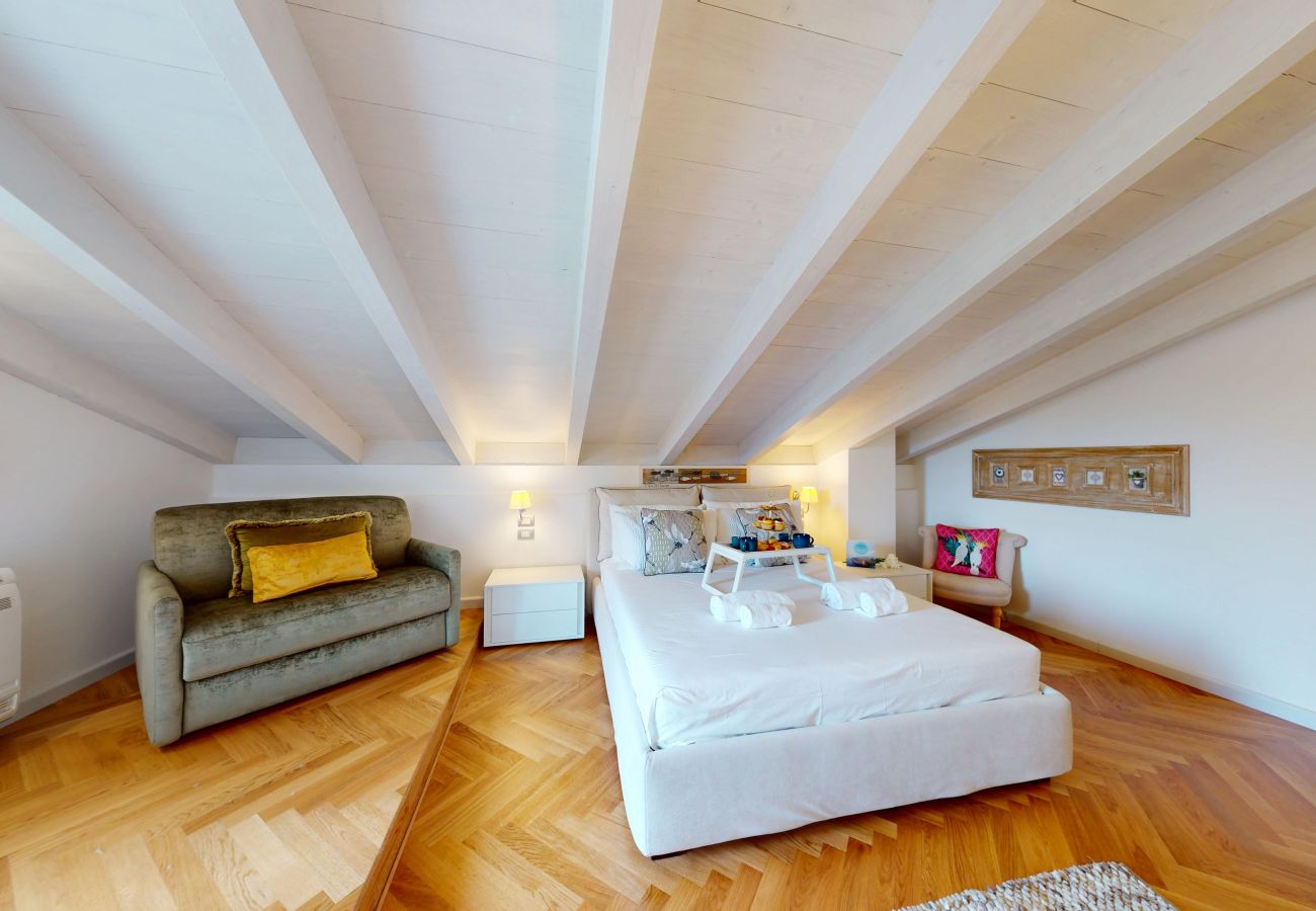 Appartamento a Sirmione - Sirmio Dream View Suite by Bookinggardalake
